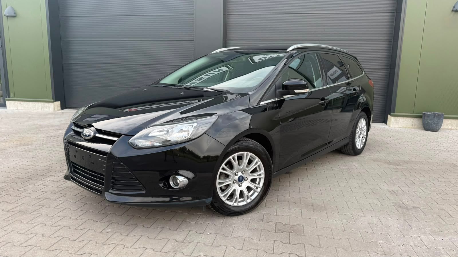 Ford Focus 1.6 Tdci | Titanium | Cruise Controle | Navi, Auto's, Euro 5, Stof, Zwart, 4 cilinders