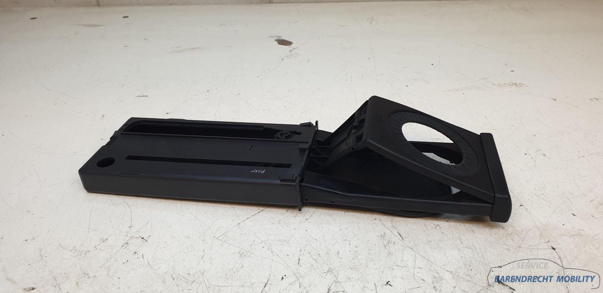 Verlichte bekerhouder Audi A3 8P 8P0862534C cupholder origin, Gebruikt, AUDI AG, Auto-Union-Strasse 1
85045  Ingolstadt, DE, Audi