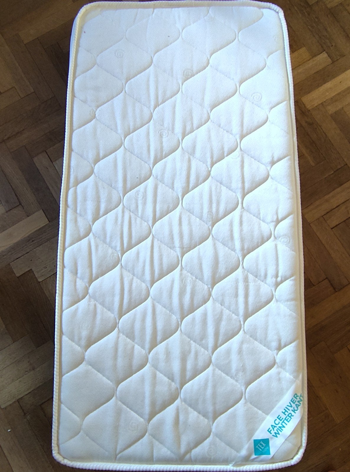 Matelas bébé 60x120cm à donner, Matelas, Une personne, Enlèvement, Utilisé