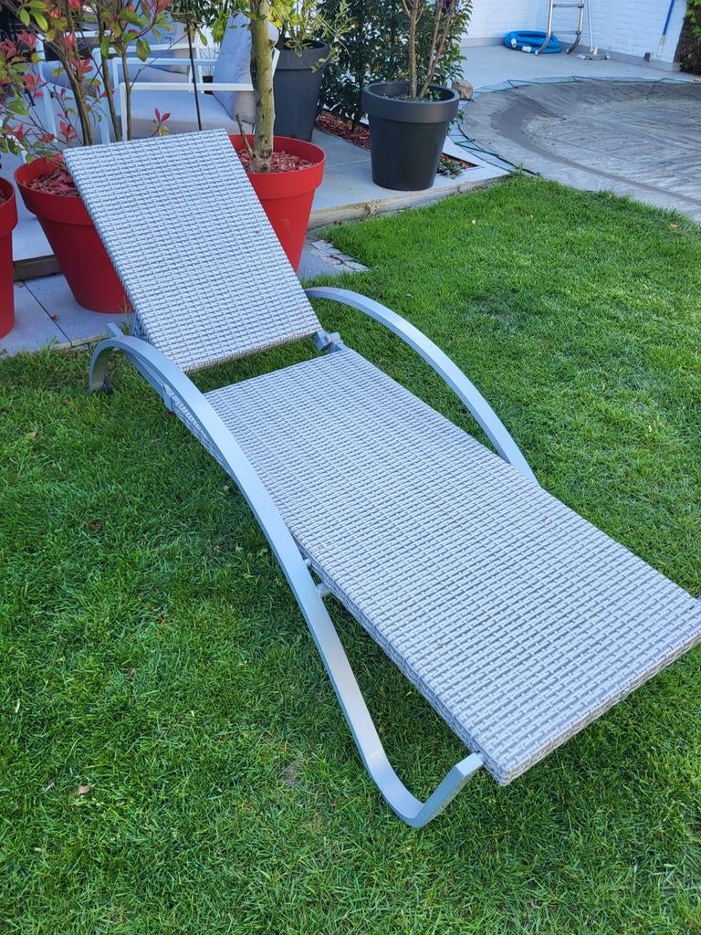2 Design ligbedden poly rotan, grijs,, Jardin & Terrasse, Chaises longues, Enlèvement, Rotin