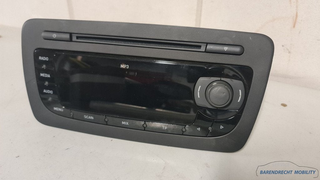 Radio Lecteur CD Seat Ibiza IV 4 6J 6J1035153C multim dia CD, Autovia A-2, Km 585 585
08760  Martorell, ES, SEAT S.A., Utilisé