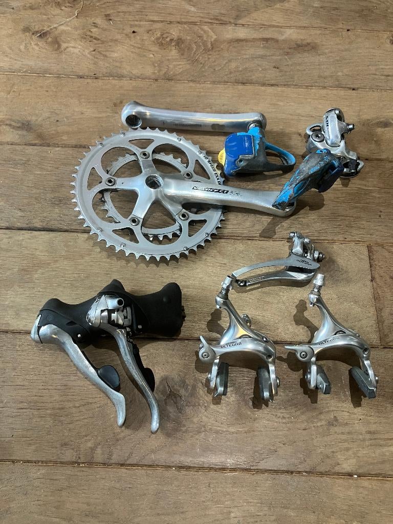 Shimano Ultegra - 105 - Pièces Campagnolo, Vélos & Vélomoteurs, Pédalier ou Pédales, Enlèvement ou Envoi, Utilisé, Aluminium