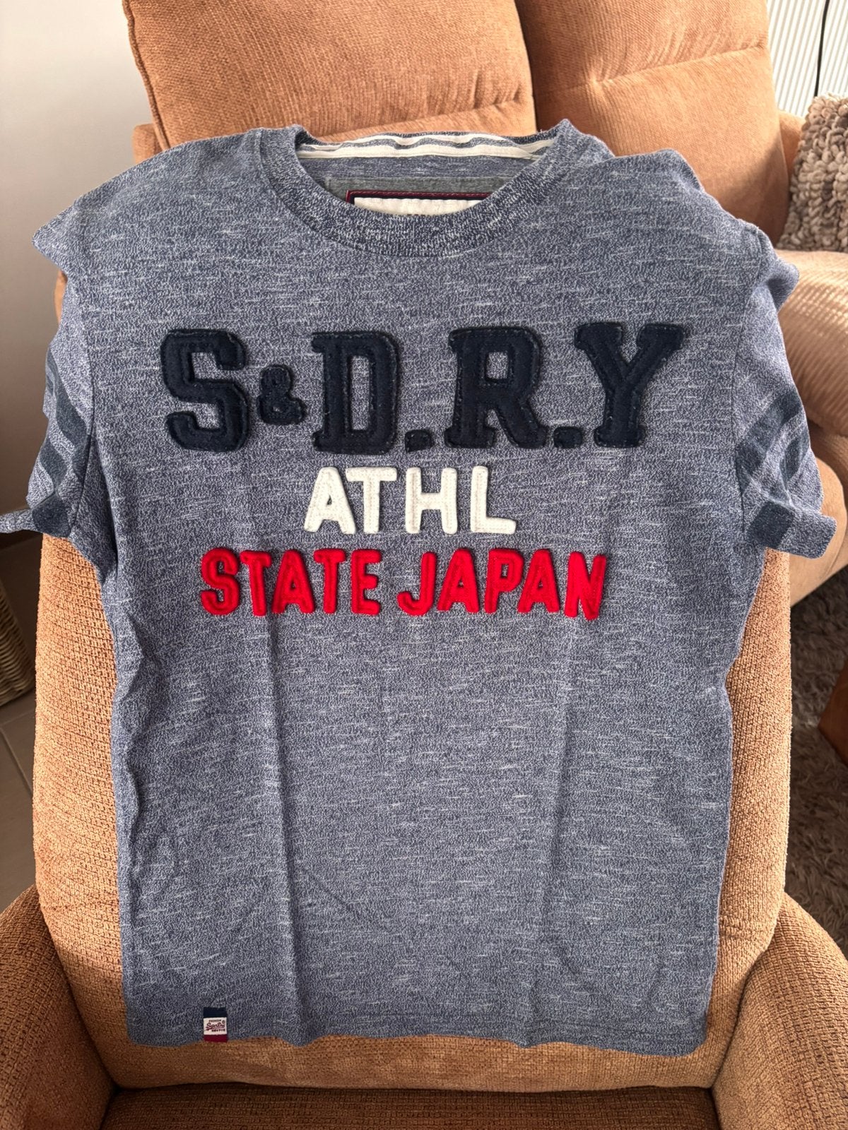 T-shirt Superdry taille S, Enlèvement ou Envoi, Comme neuf, Taille 46 (S) ou plus petite