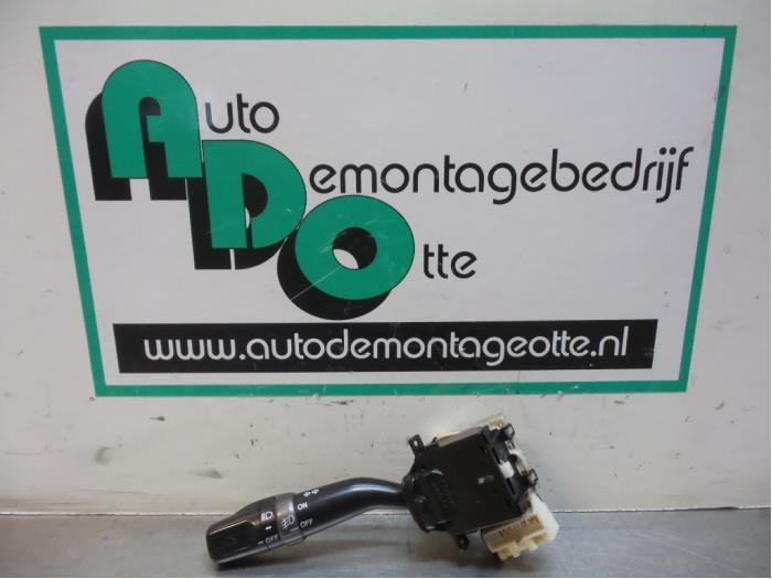 Commutateur feu clignotant d'un Lexus IS 200 (IS 200 99-), -, Lexus, Utilisé, -