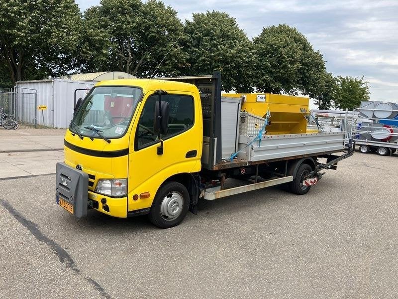 Bedrijfswagen met openlaadbak, Toyota, Dyna, 150 3.0 D-4D Co, Euro 5, Bedrijf, Nieuw, 2982 cc