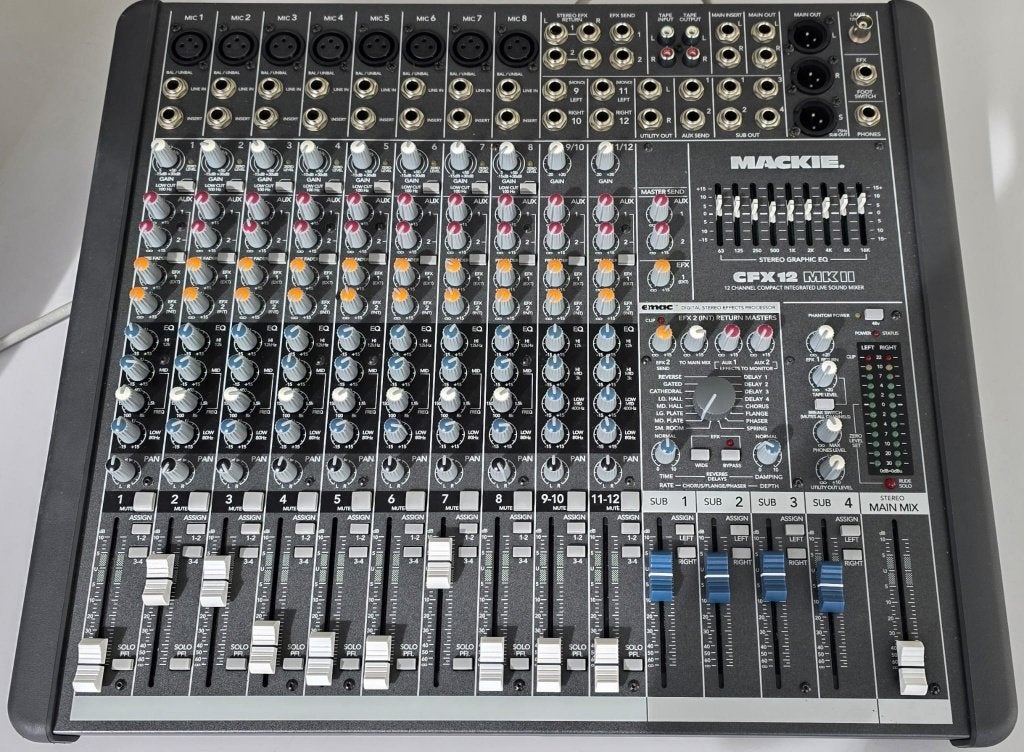Mackie mengtafel CFX12 MKII, Muziek en Instrumenten, Ophalen, Gebruikt, 10 tot 20 kanalen, Microfooningang