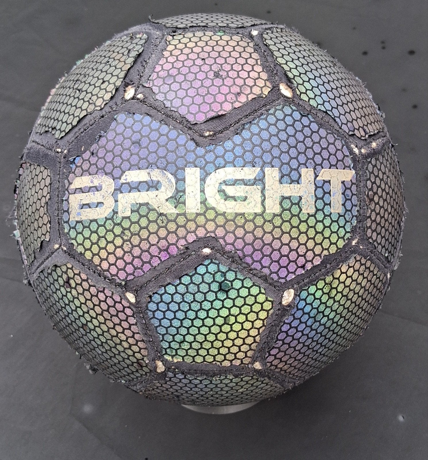 Bright Lichtgevende Voetbal Maat : 5, Sport en Fitness, Ophalen of Verzenden, Gebruikt, Bal