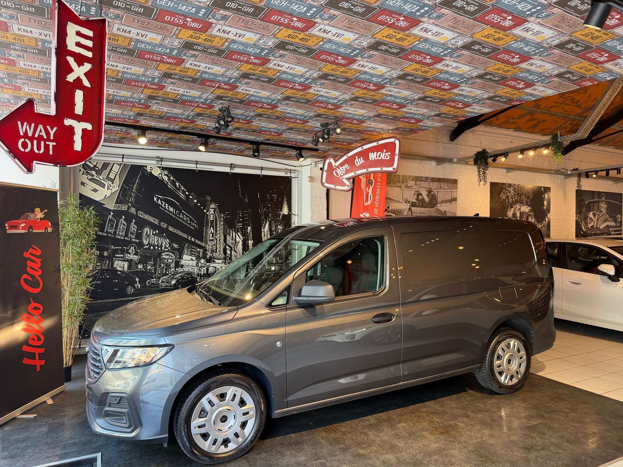 Ford Transit Connect 2.0 EcoBlue L2H1 * BOITE AUTO * TVA * S, Gebruikt, Zwart, 4 cilinders, Diesel