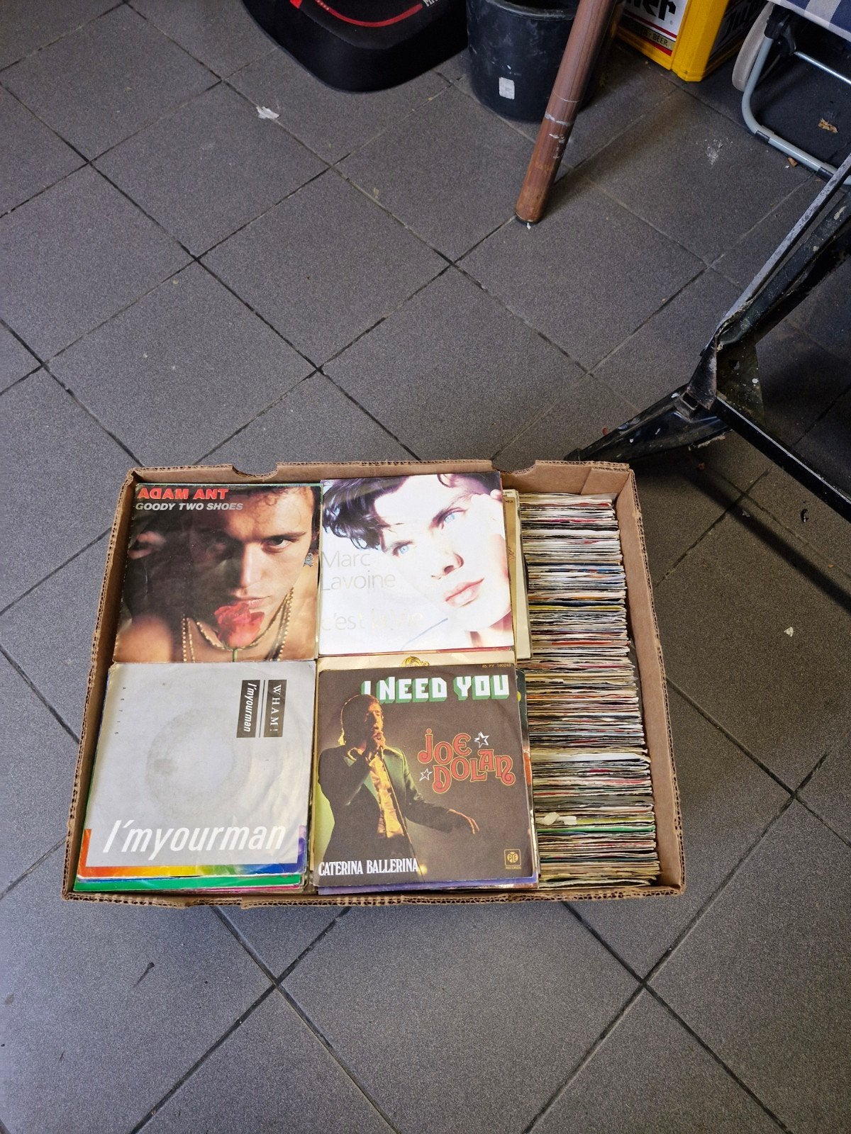 singels 550 st., Cd's en Dvd's, Ophalen