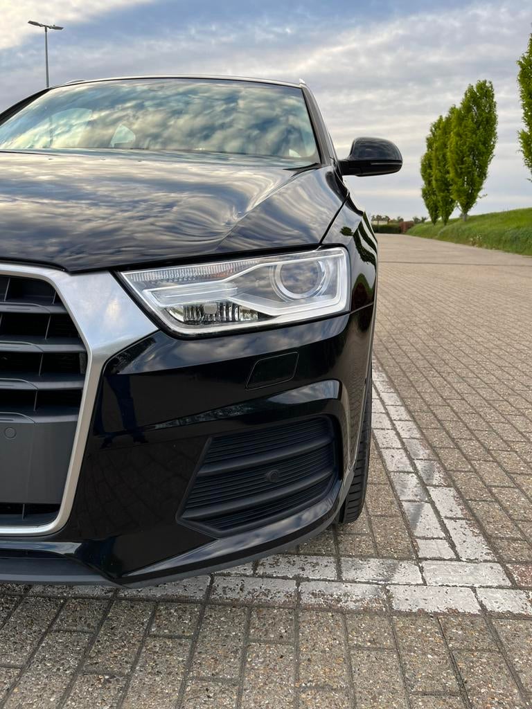 Audi Q3, 2.0 TDI Quattro! Gekeurd voor verkoop!, Auto's, Automaat, Stof, Bi-Xenon koplampen, Particulier