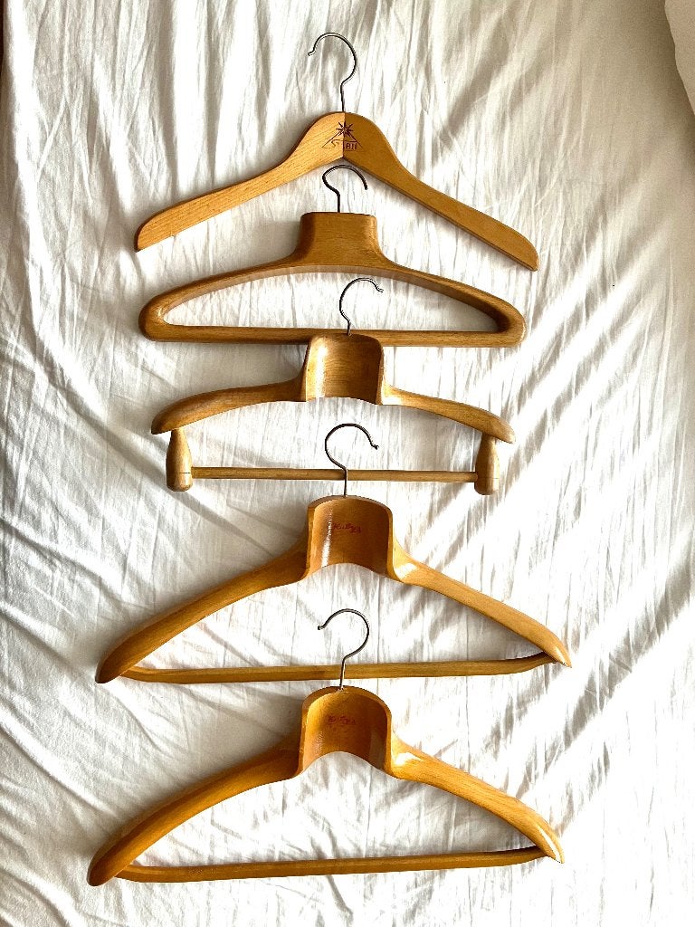 Vintage massief houten kleerhangers, 12 tal aan 10€ stuk, Ophalen of Verzenden