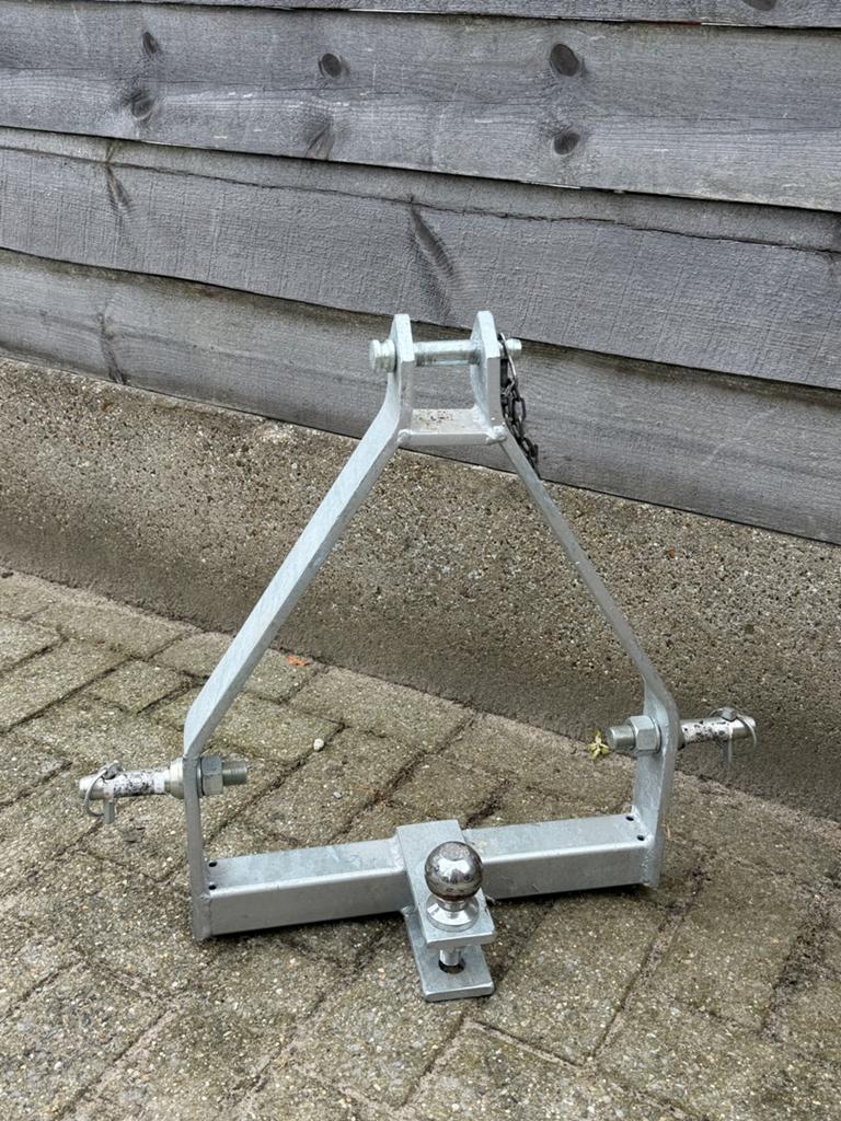 Gegalvaniseerd trekbok voor minitractors, Zakelijke goederen, Landbouw | Werktuigen, Ophalen, Overige