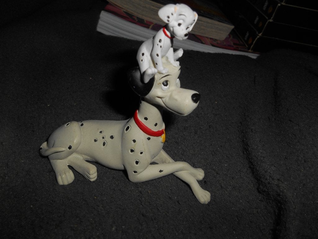 101 Dalmatiens figurine en résine ( Disney), Collections, Enlèvement ou Envoi