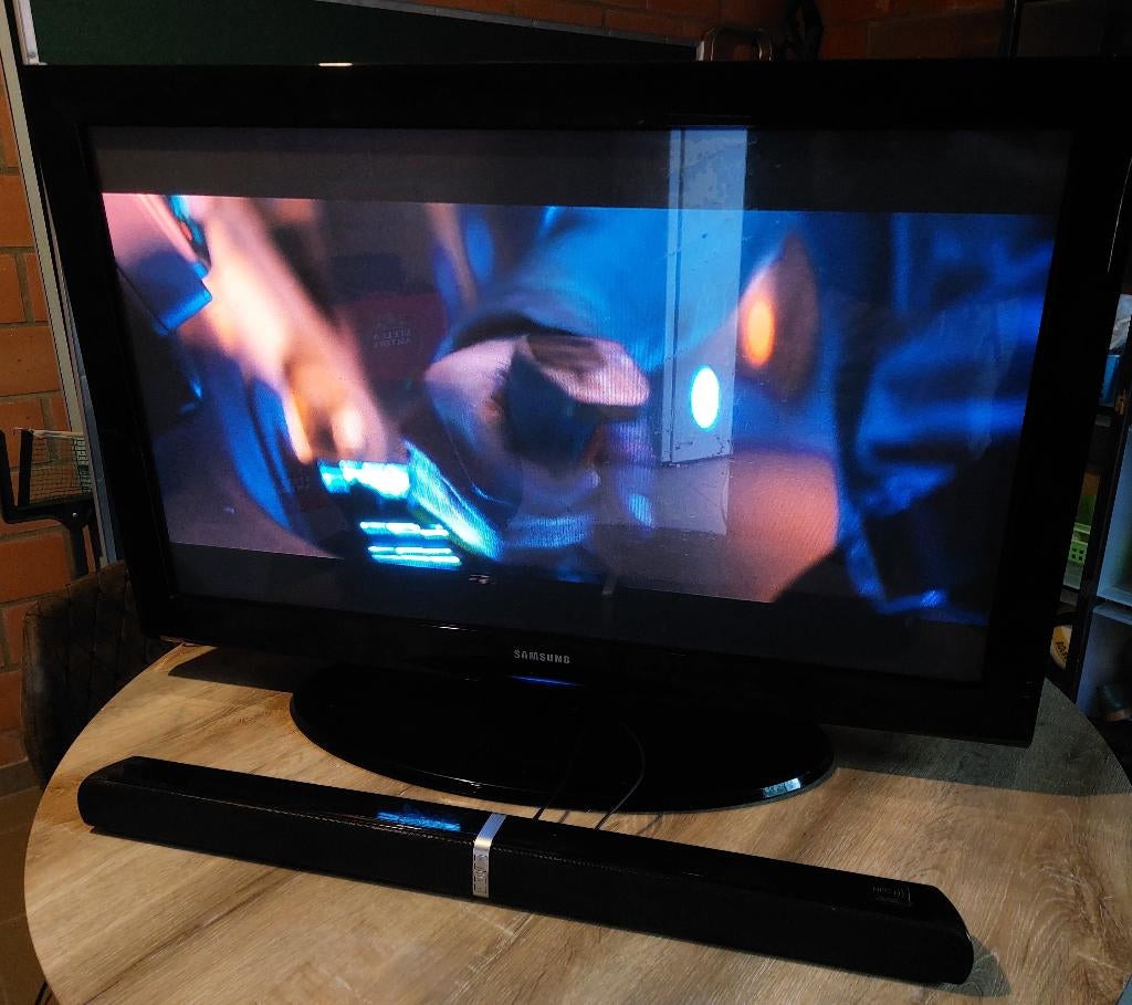 Samsung TV + soundbar medion, Ophalen, Gebruikt, 100 cm of meer, Samsung