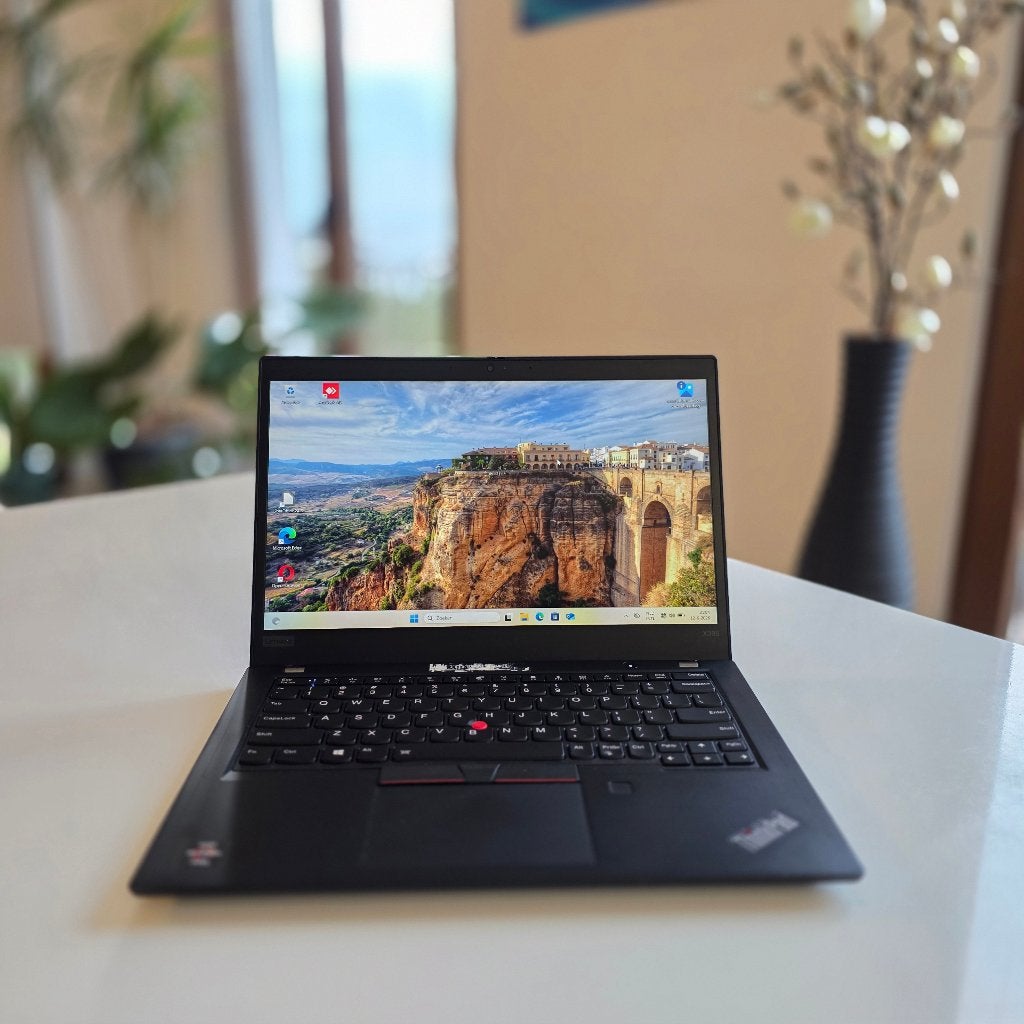 Lenovo Thinkpad X395 – AMD Ryzen 5 Pro 3500, Ophalen, Qwerty, 8 GB, Zo goed als nieuw