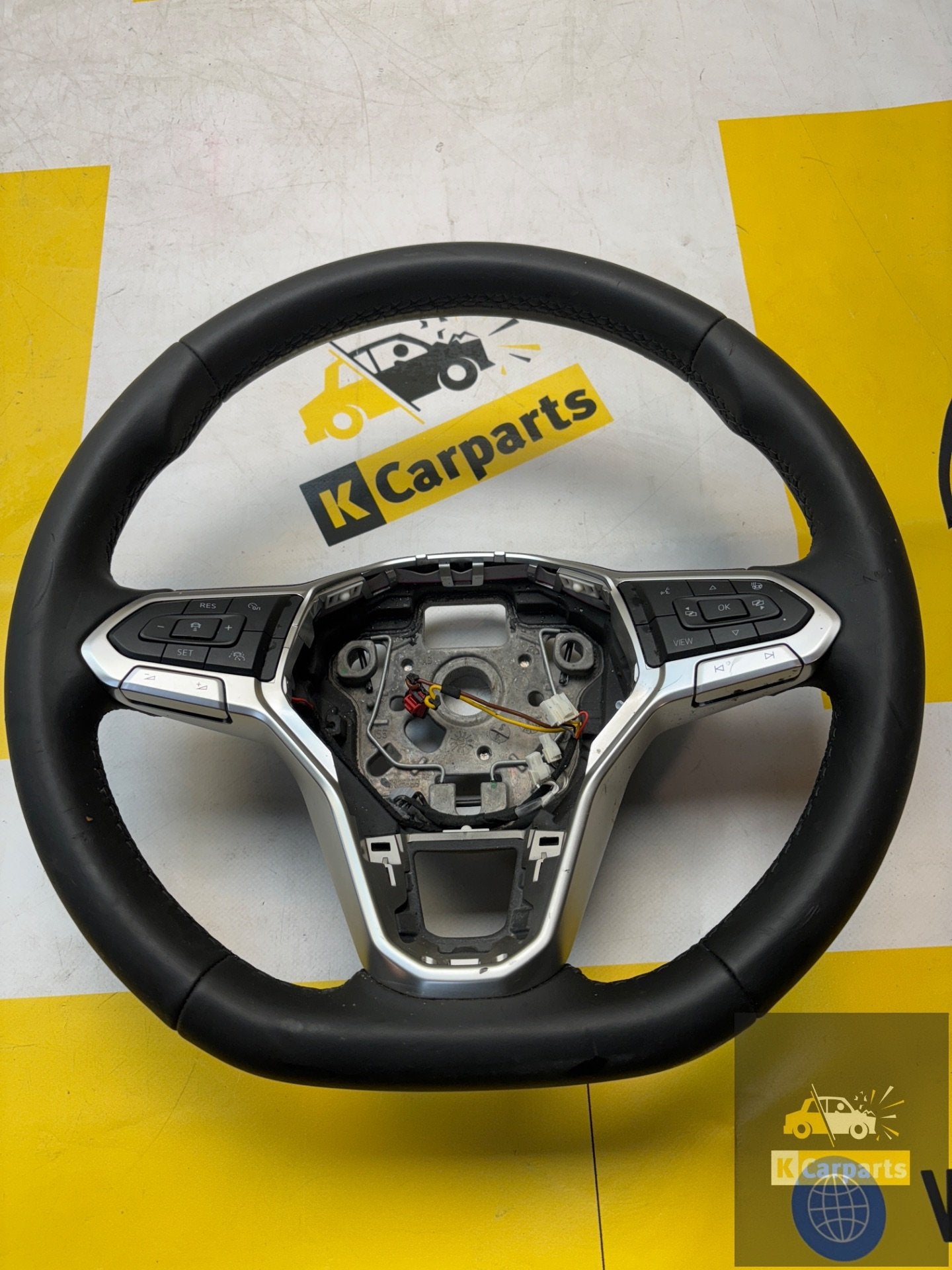 Volant Volkswagen golf 8 tiguan Original 5h0419089, Autos : Pièces & Accessoires, Info@fabrikant.eu, Fabrikant BV, Utilisé, Fabrikantstraat 1
1000 AA  Amsterdam, NL