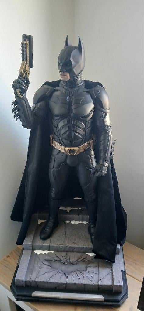 Batman prime 1  1/3 scale deluxe versie, Enlèvement