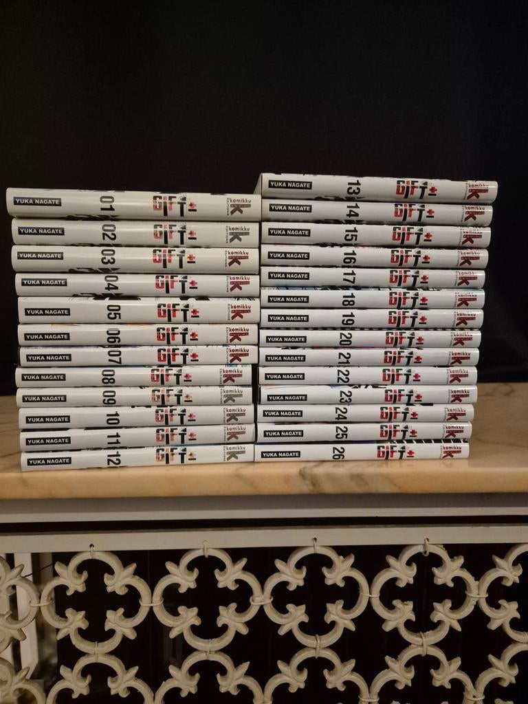 Manga Gift +-  Intégrale 26 tomes, Ophalen