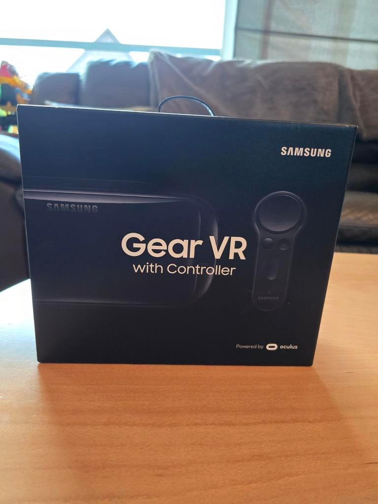 Splinternieuwe VR GEAR, Ophalen