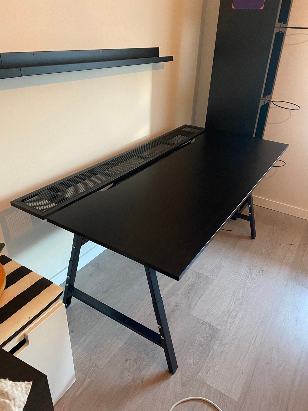 Gaming bureau utespelare IKEA zwart, Maison & Meubles, Bureaux, Enlèvement, Comme neuf, IKEA, Noir