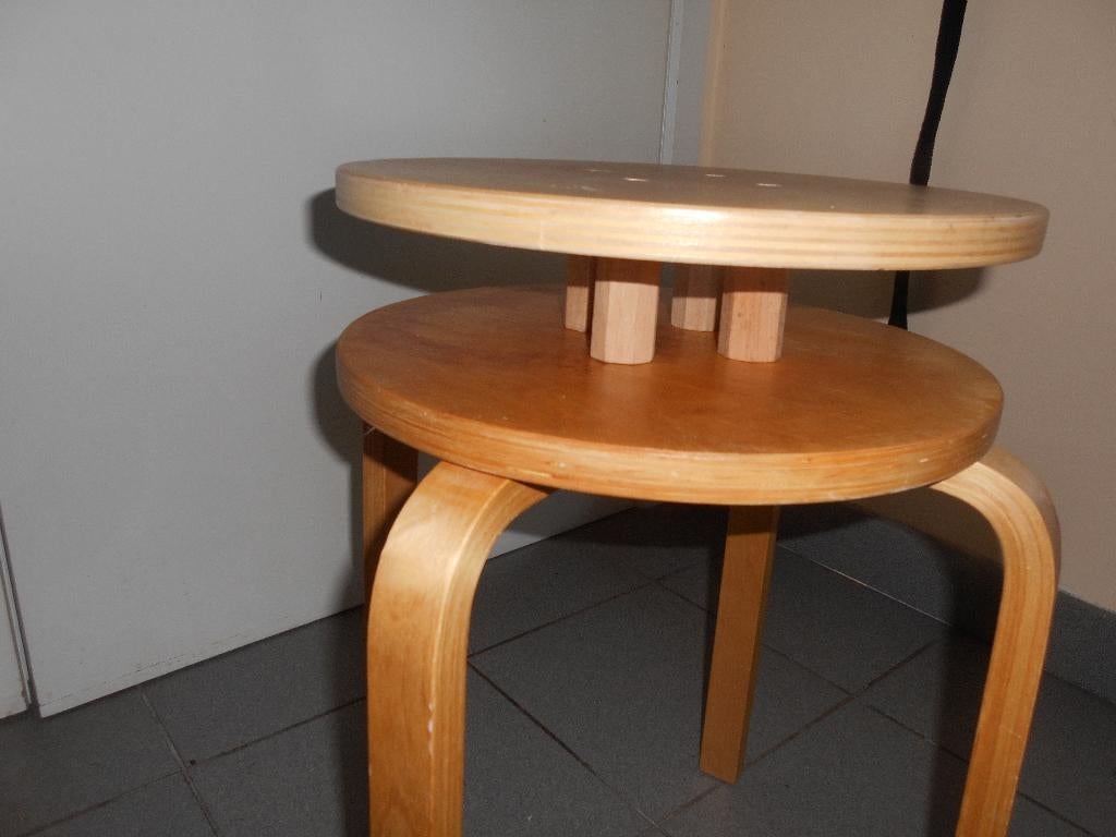 nachtafeltje, Huis en Inrichting, Slaapkamer | Nachtkastjes, Ophalen, Gebruikt, 55 tot 70 cm, 45 tot 65 cm