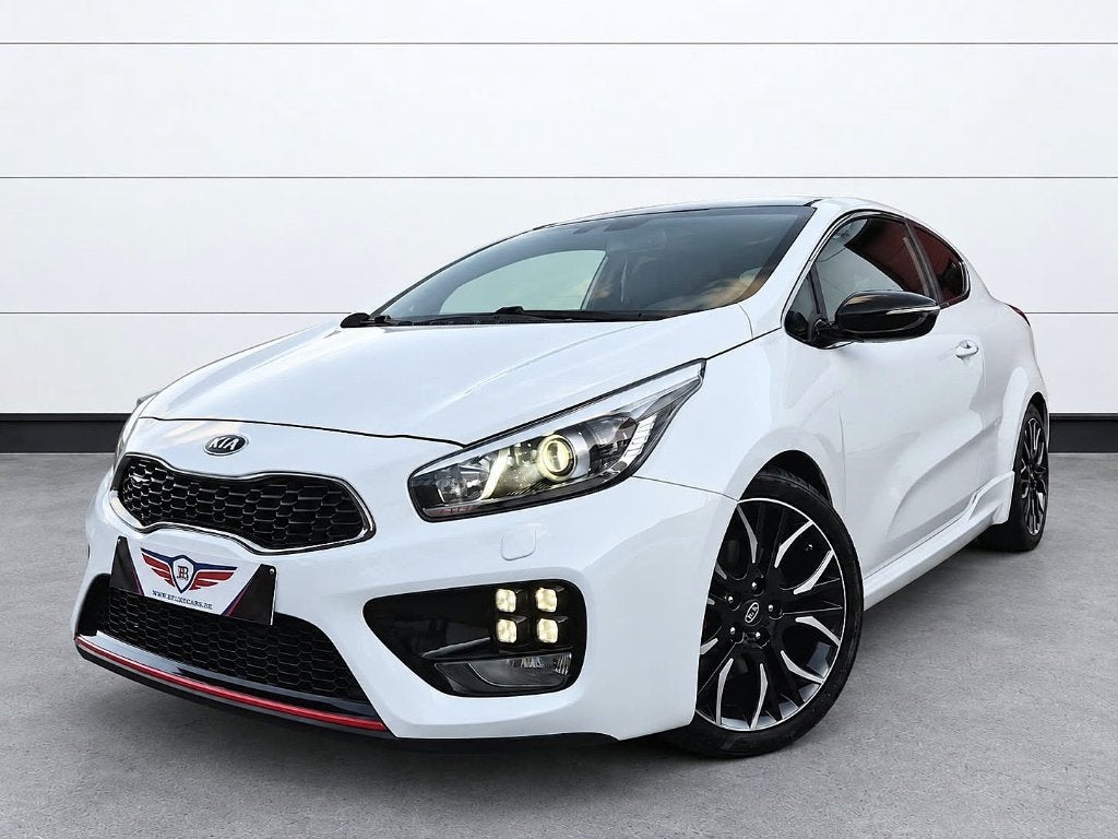 KIA PRO CEE'D GT 1.6 T-GDI*LED*XENON*LEER*AIRCO*GPS*PDC*JA18, Auto's, Voorwielaandrijving, Wit, 600 kg, 171 g/km