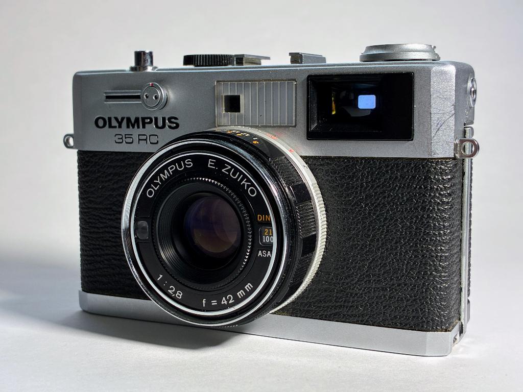 Olympus 35 RC / Compact analoge camera / Perfect werkend, Audio, Tv en Foto, Fotocamera's Analoog, Ophalen of Verzenden, Zo goed als nieuw
