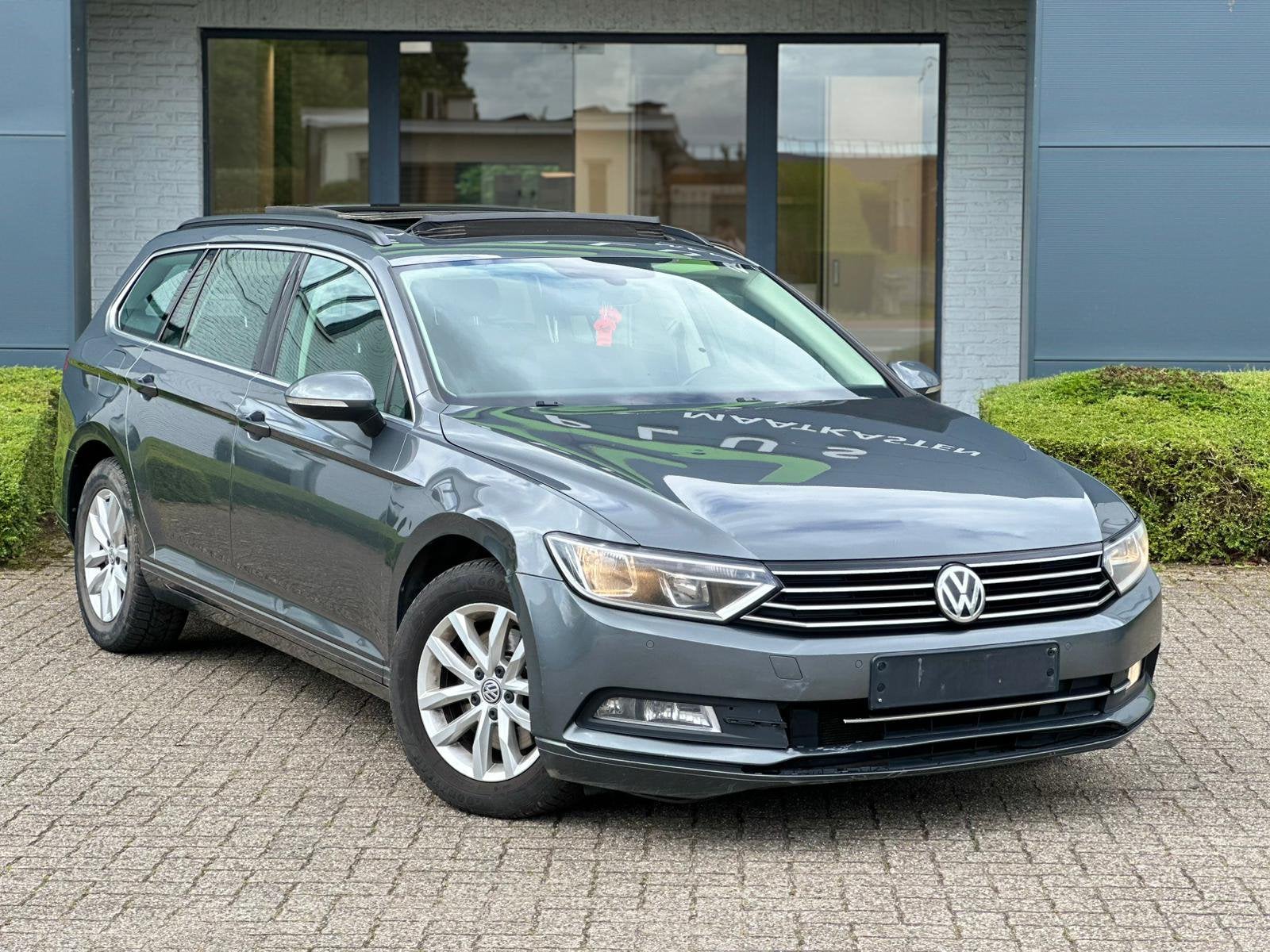 Vw  Passat  1.6, Auto's, Volkswagen, Automaat, Stof, Bedrijf, 5 deurs