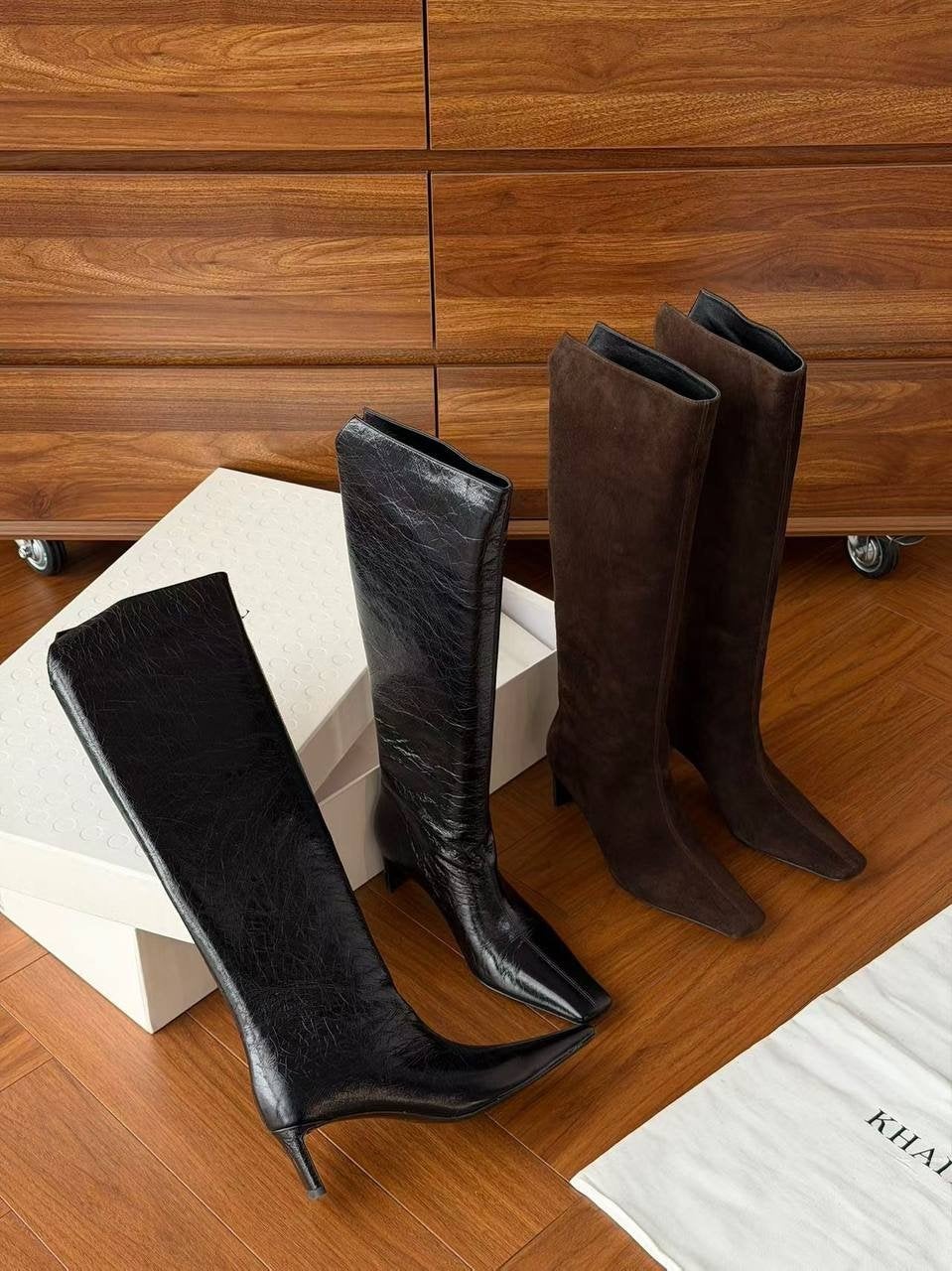 Elegante hoge dameslaarzen – KHAITE stijl, Kleding | Dames, Ophalen of Verzenden, Bruin
