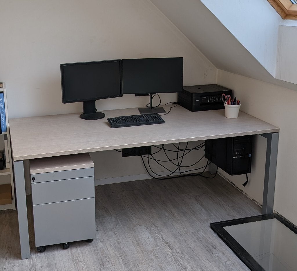 Bureautafel Inofec, Ophalen, Gebruikt, 100 cm, Modern