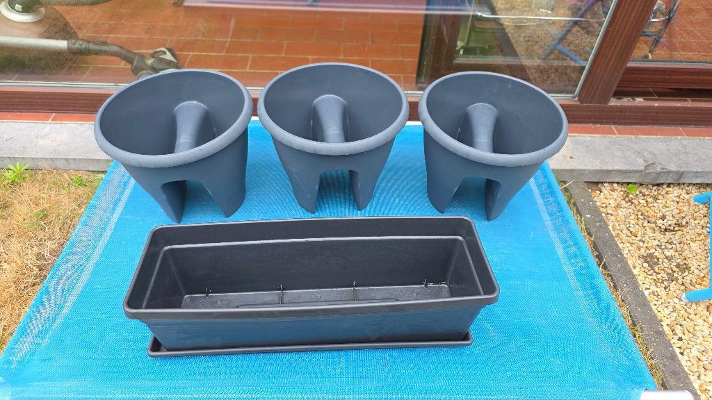 balkon bloempotten, Ophalen of Verzenden, Zo goed als nieuw, Balkon