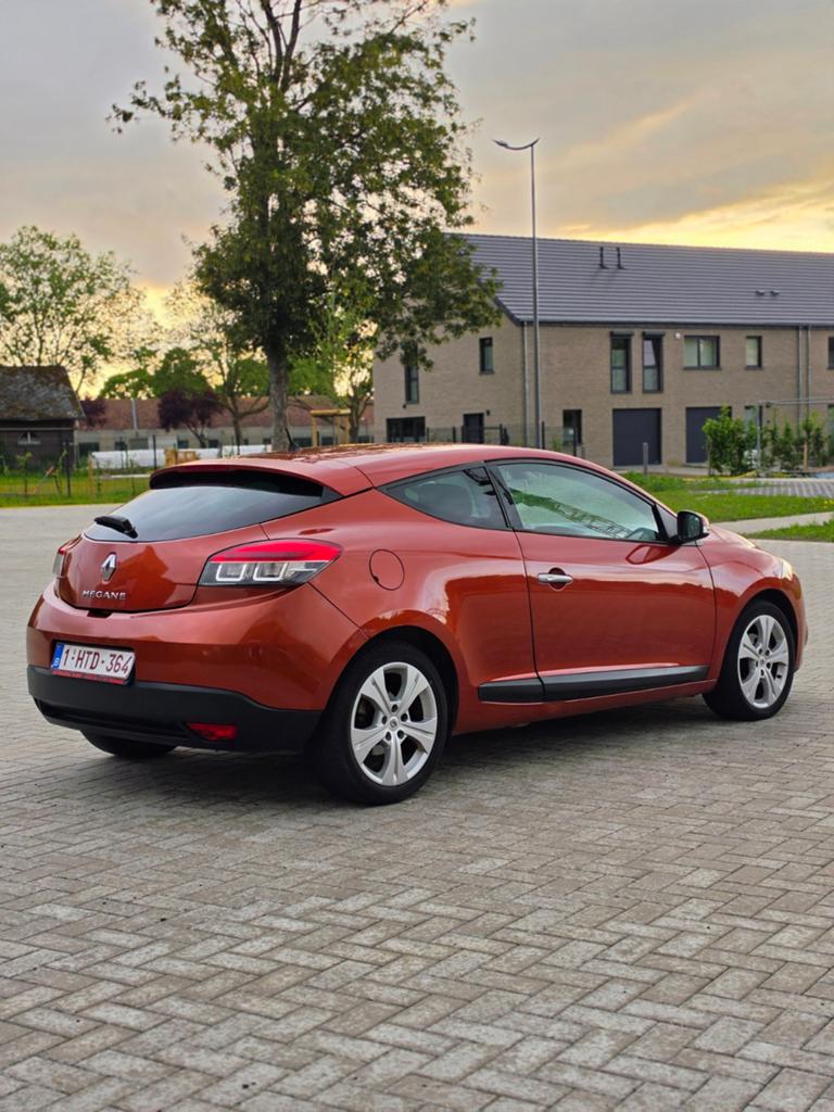 Renault Megane 1.6 uit 2009 met 170.000km, Auto's, Renault, Euro 5, Handgeschakeld, Particulier, Elektrische ramen