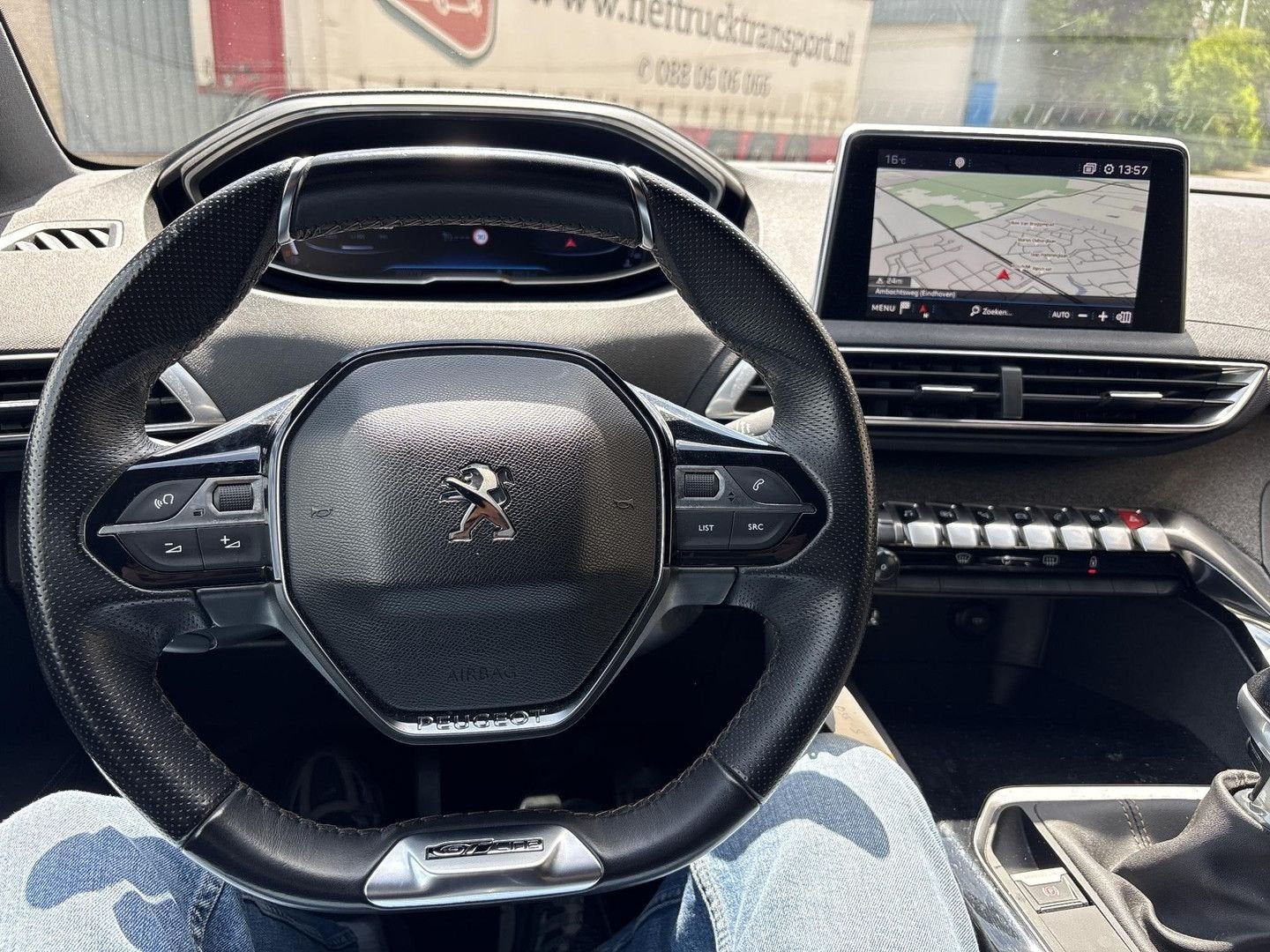 Peugeot 5008 1.2 PureTech GT-Line | 7 Persoons | Navi | Clim, Autos, Argent ou Gris, Achat, Entreprise, Boîte manuelle