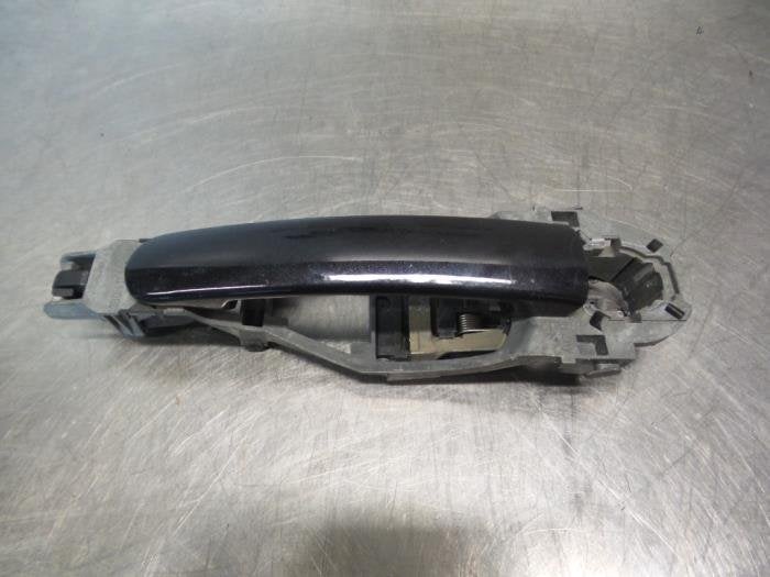 Poignée portière 2portes gauche d'un Volkswagen Polo (Polo, Volkswagen, -, Utilisé, -