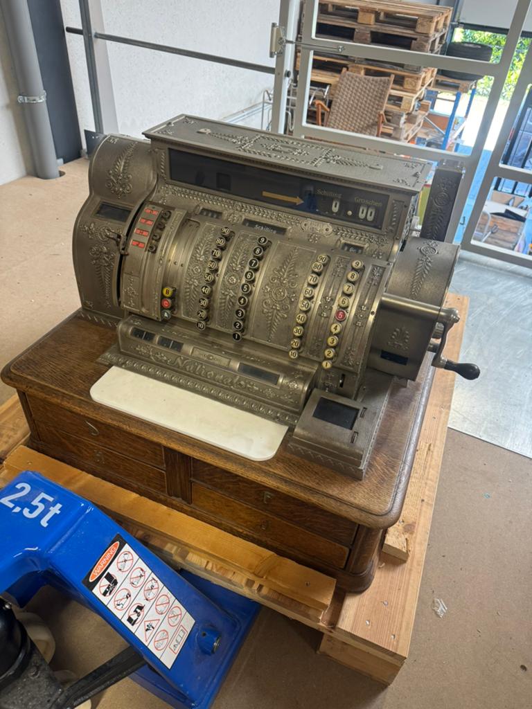 Caisse national, Enlèvement