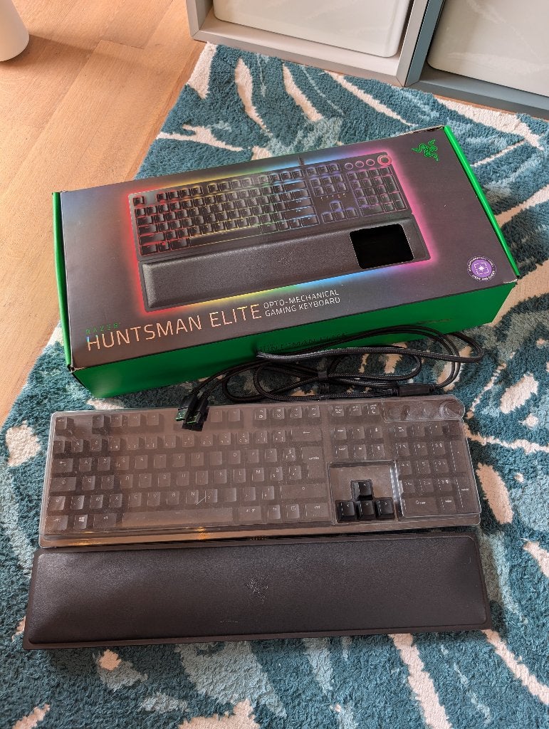 Razer Huntsman Elite RGB Opto-Mechanisch, Computers en Software, Ophalen, Azerty, Zo goed als nieuw, Razer