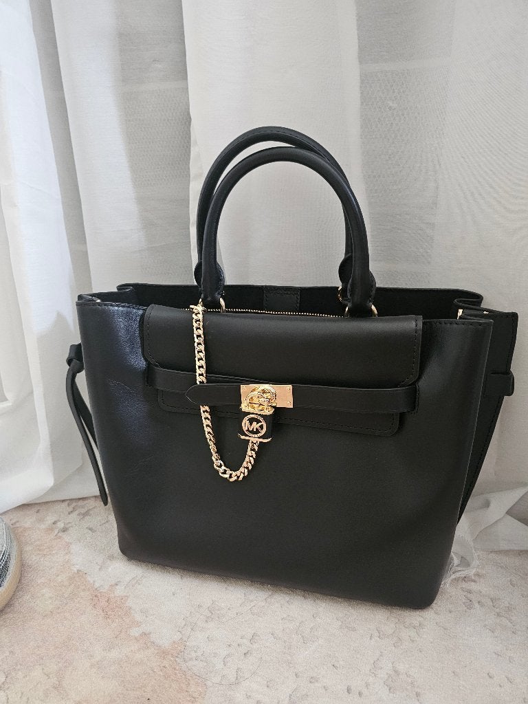 Michael Kors Hamilton Neuf AUTHENTIQUE AVEC NUMÉRO DE SÉRIE, Handtassen en Accessoires, Tassen | Damestassen, Ophalen, Nieuw, Zwart