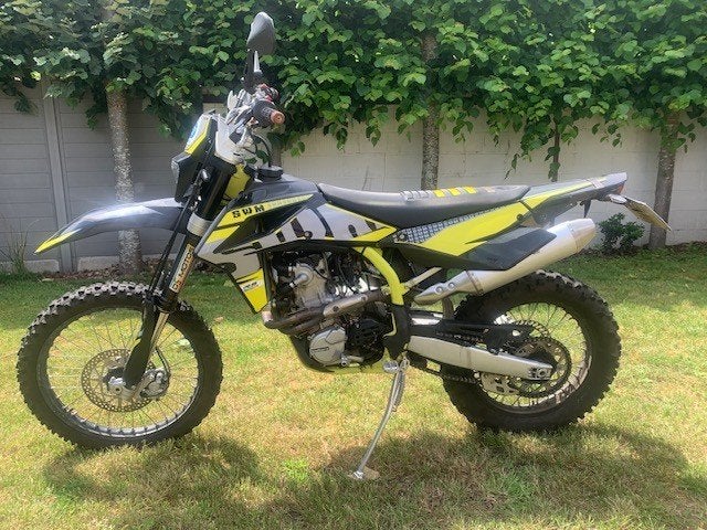 SWM RS 500 R  ENDURO  HUSQVARNA MOTOR, Motoren, Motoren | Husqvarna, Particulier, Enduro, meer dan 35 kW, 1 cilinder, LED Verlichting