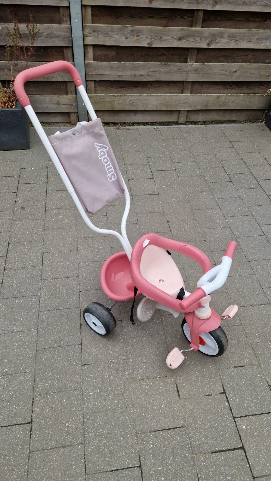 babyfiets verstelbaar smoby, Fietsen en Brommers, Ophalen, Zo goed als nieuw, Smoby, Duwstang