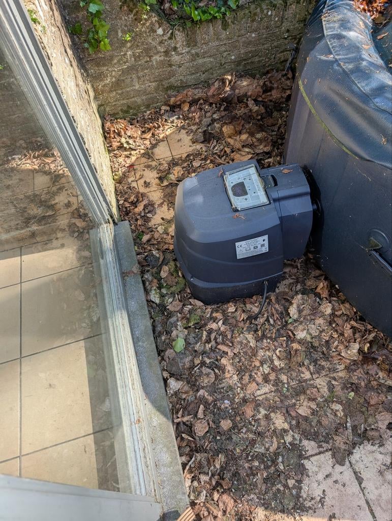 Jaccuzzi te koop, intex , 4 personen, Ophalen