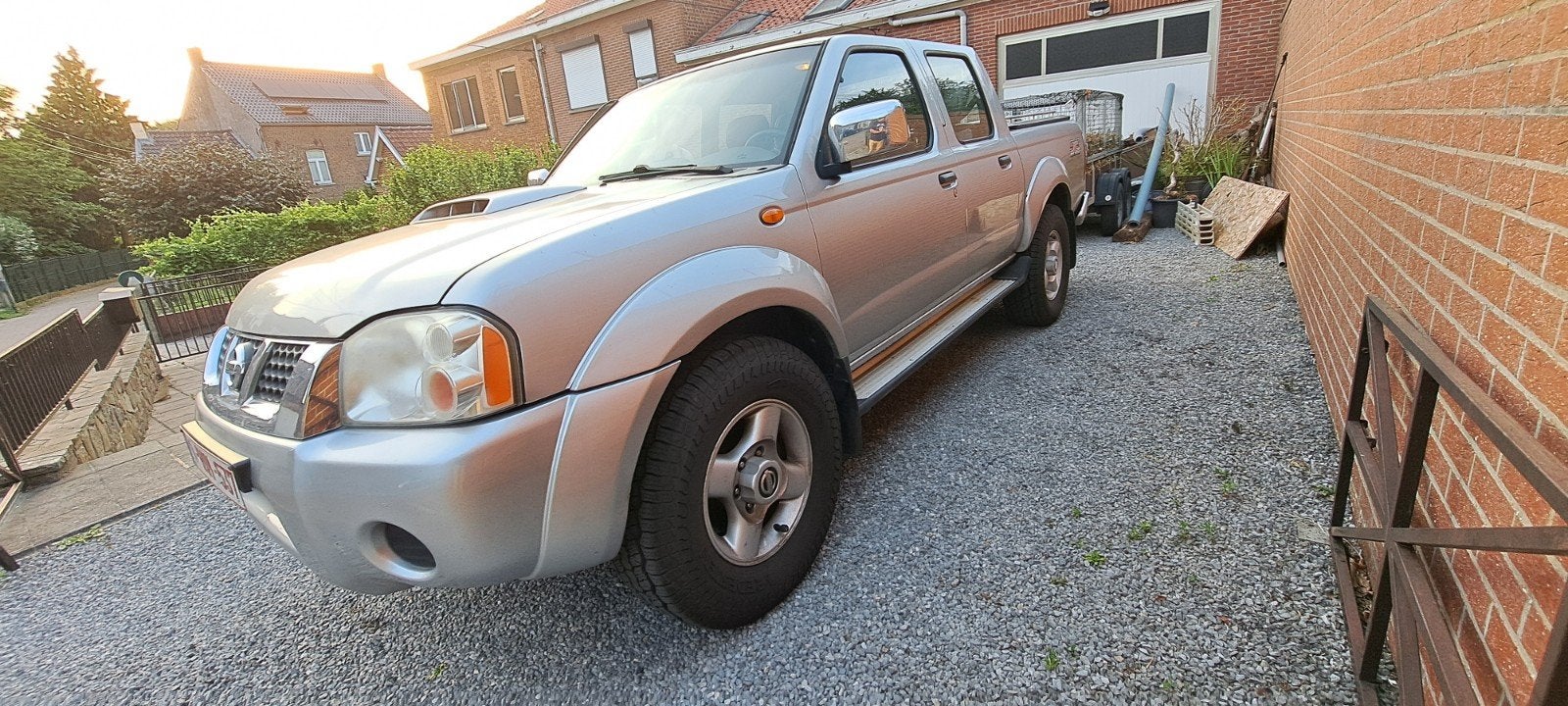 Nissan navara 2011 194.000km utilitaire 2.5 133cv sans ct, Auto's, 4 deurs, 4 cilinders, Grijs, Particulier