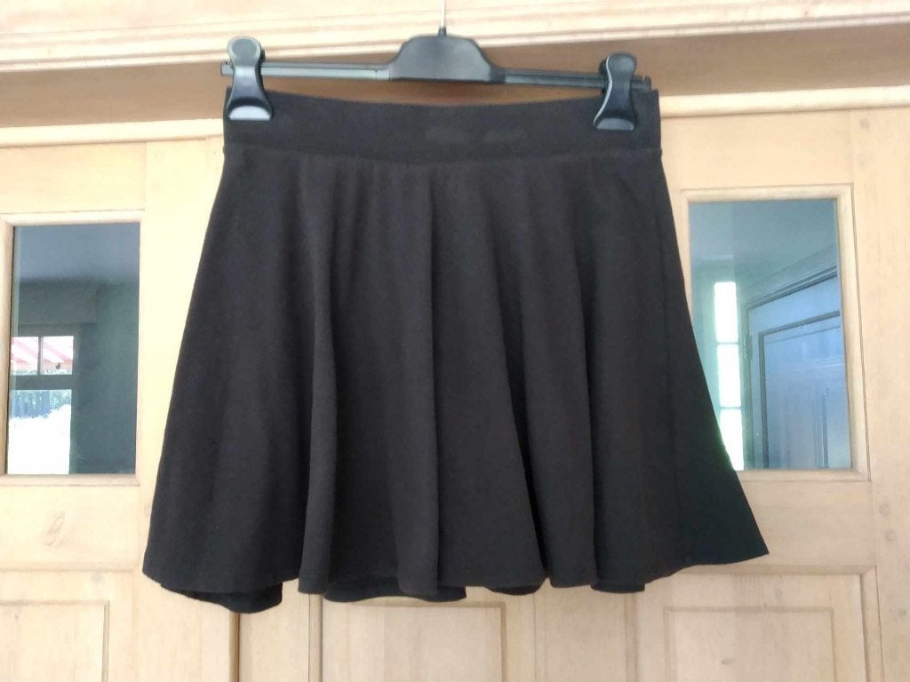 jupe Hollister noire taille S, Enlèvement ou Envoi, Comme neuf, Au-dessus du genou, Taille 36 (S)