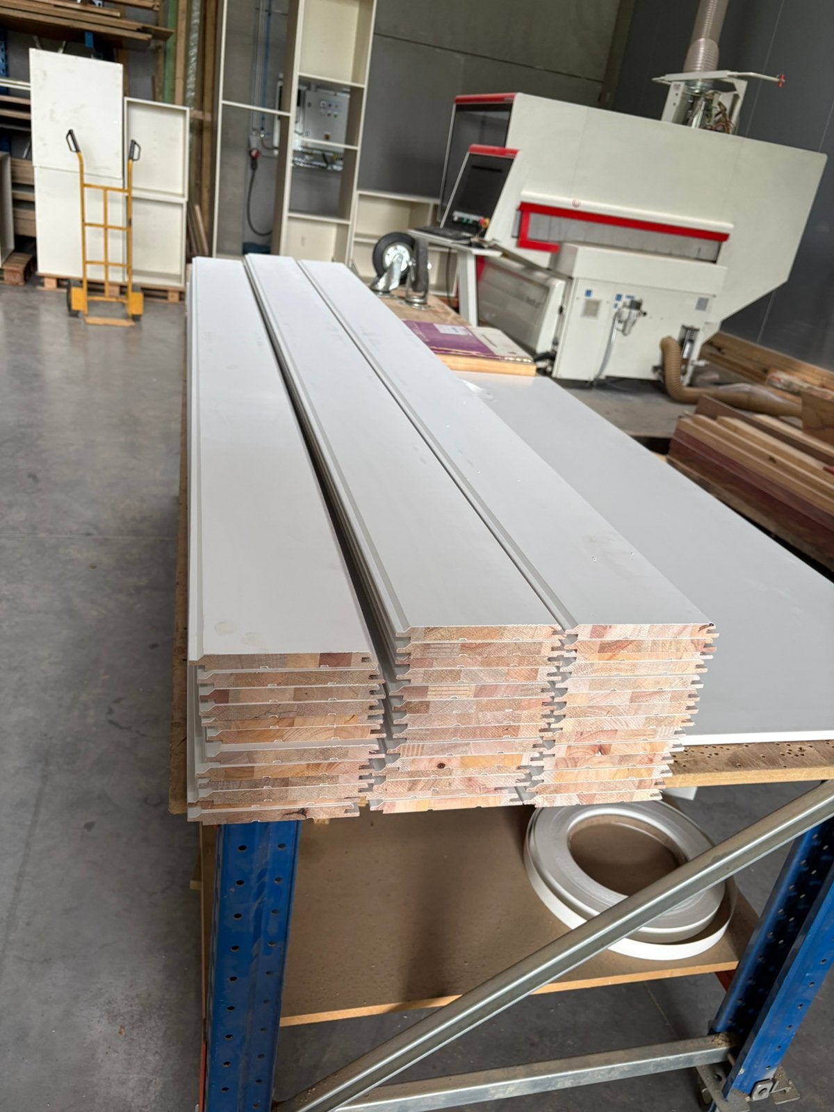 Planchetten meranti voorgelakt, Doe-het-zelf en Bouw, Hout en Planken, Ophalen, Zo goed als nieuw
