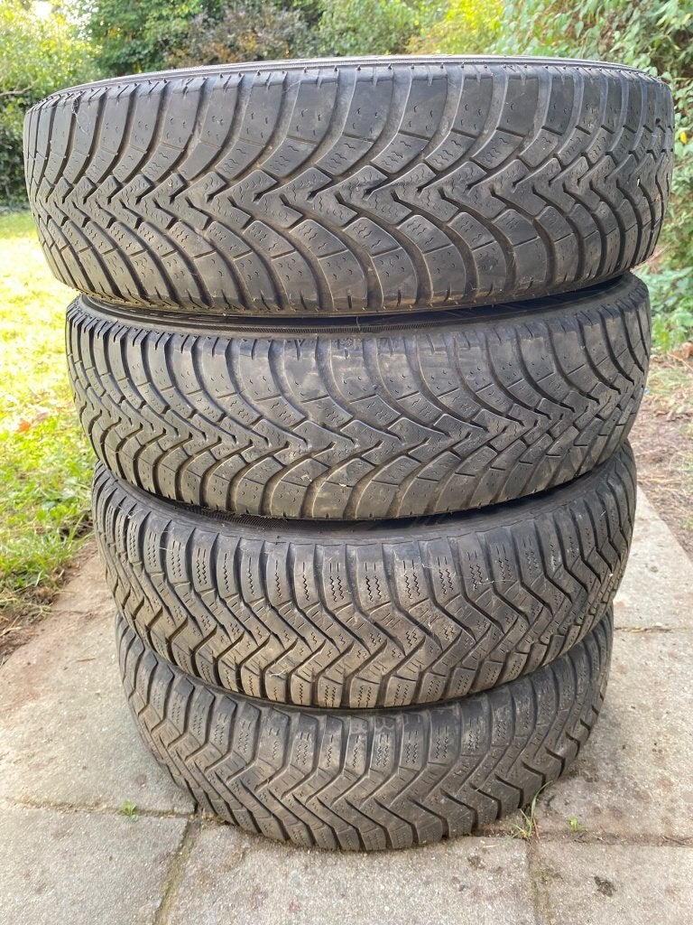 4 roues hiver 155/65 R14 sur jante, Autos : Pièces & Accessoires, 14 pouces, Pneus hiver, 155 mm, Véhicule de tourisme