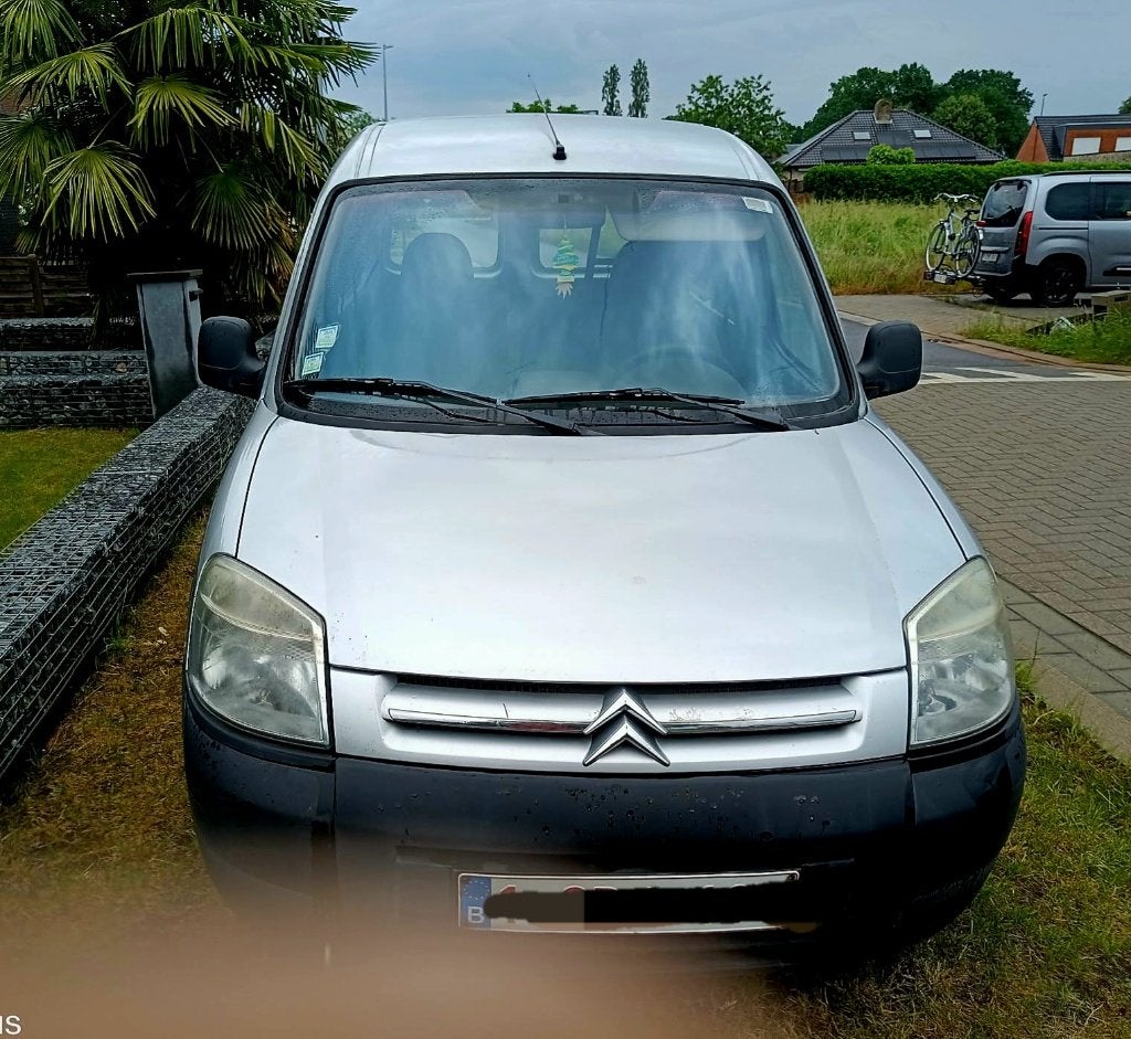 auto citroën Berlingo grijs 2007, Autos, Citroën, Argent ou Gris, 4 portes, 2 places, Boîte manuelle