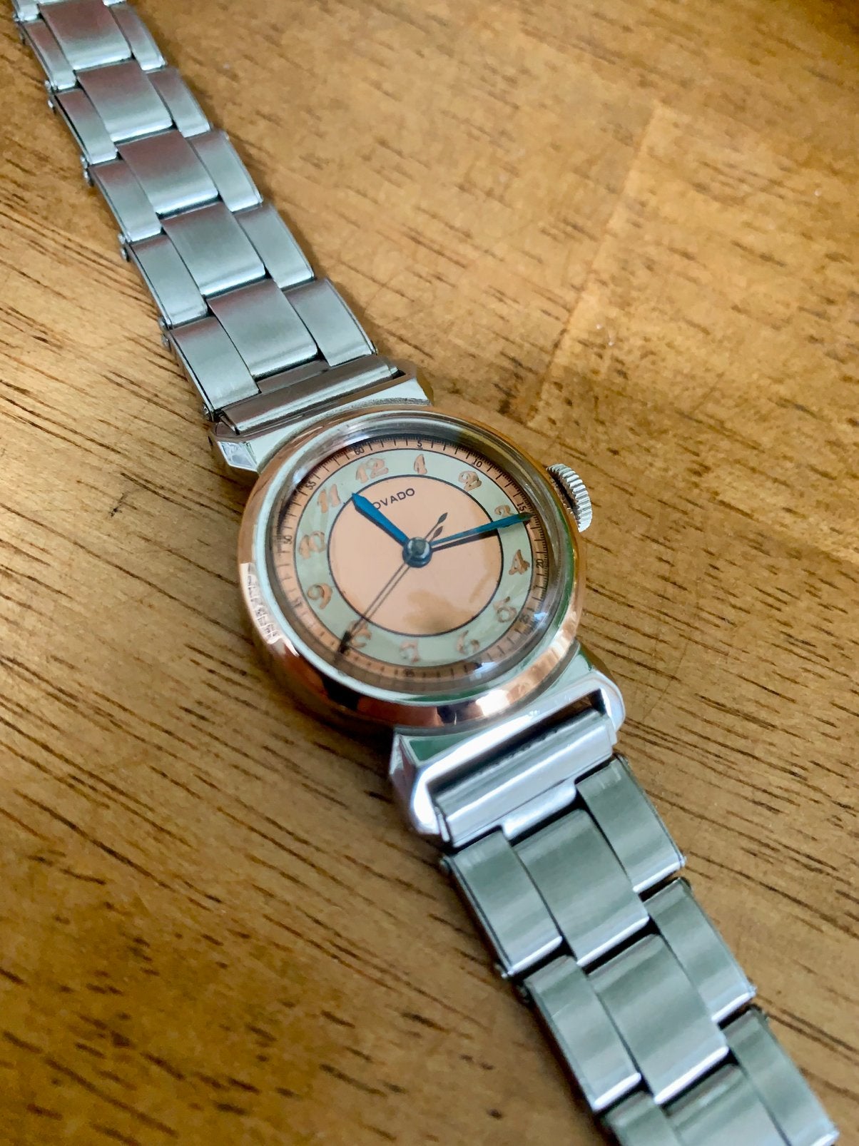 Movado acvatic rose gold - Borgel case, Bijoux, Sacs & Beauté, Montres | Anciennes | Antiquités, Montre-bracelet, Autres marques