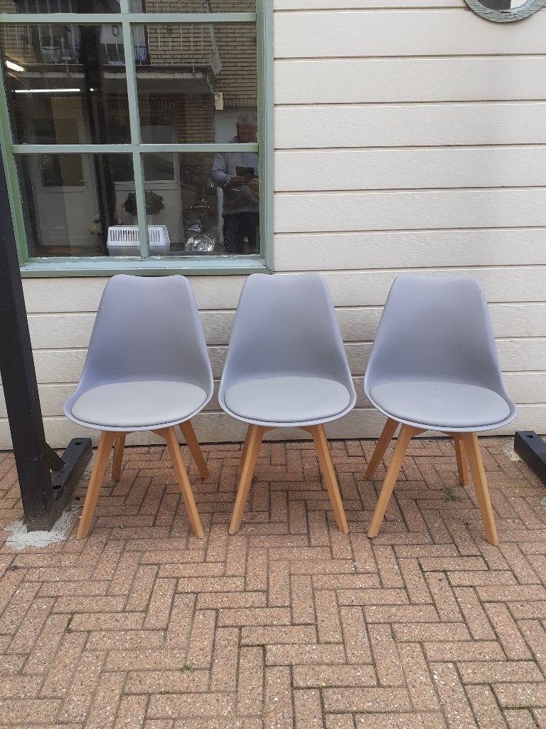 Chaises, 3 pièces, Trois, Gris, Comme neuf, Synthétique