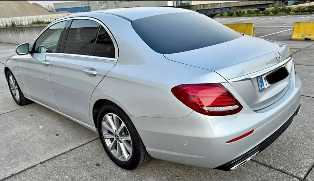 Mercedes E220d, Auto's, Mercedes-Benz, Bedrijf, E-Klasse, Cruise Control, Diesel, Euro 6, Stadsauto, 5 deurs, Automaat, Wit, Zwart