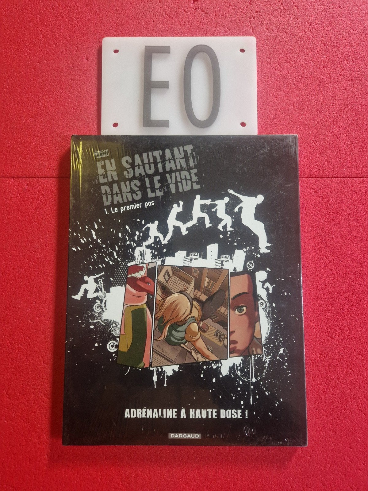 bd en sautant dans le vide 1,EO, Enlèvement ou Envoi