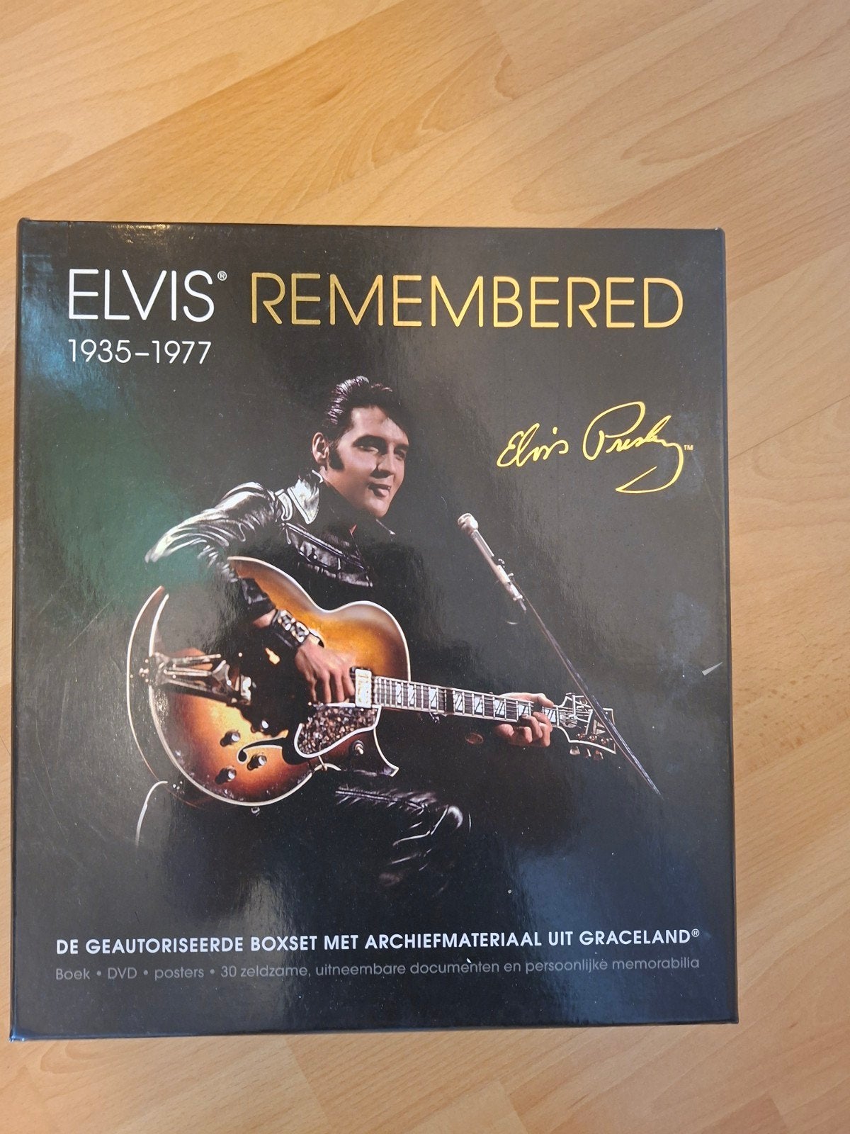 Elvis Presley Boxsets – Elvis Remembered & Hollywood Film Co, Ophalen